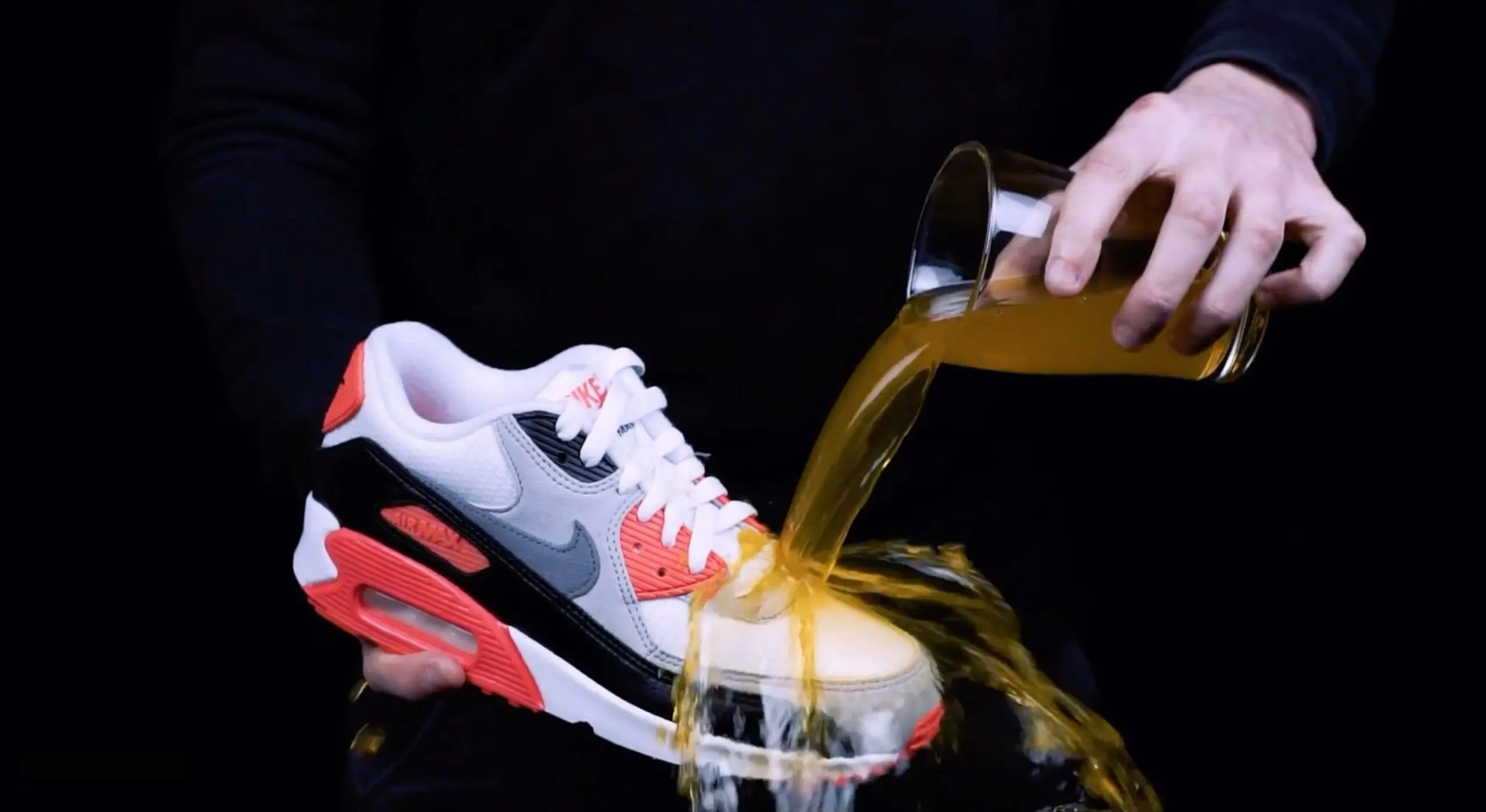 Sneaker Pflege Collonil Carbon Lab Case Study Kombinat